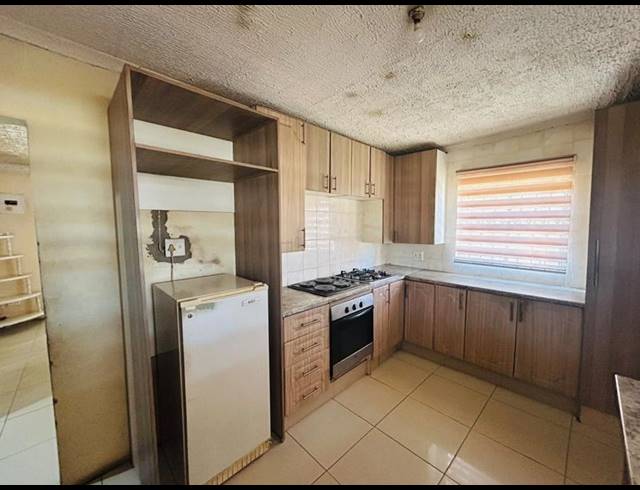 4 BEDROOM HOUSE FOR SALE IN NORKEM PARK
